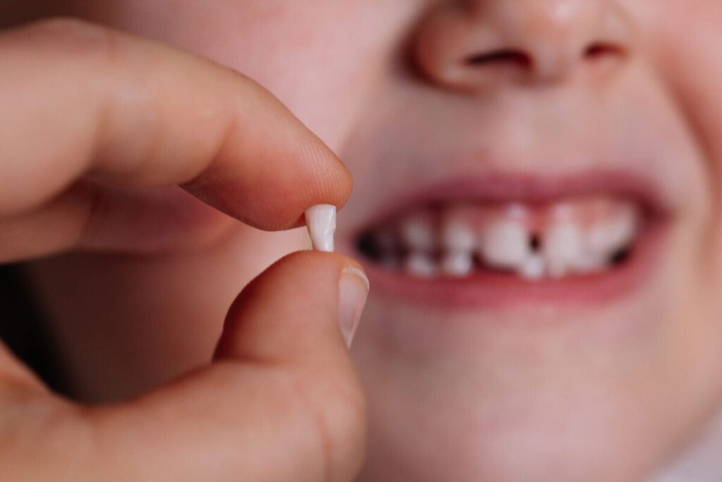 روند ترمیم لق شدگی دندان دائمی